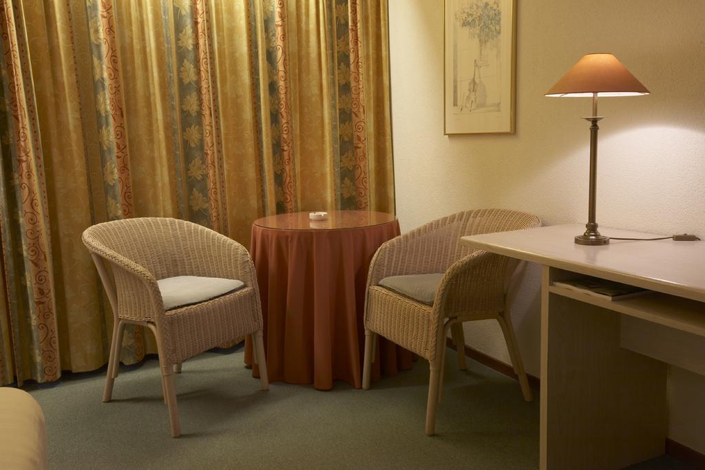 Hotel Heer Hugo Heerhugowaard Rom bilde